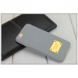 Пластиковый Чехол-накладка софттач Michael Kors для iPhone 6 Серый